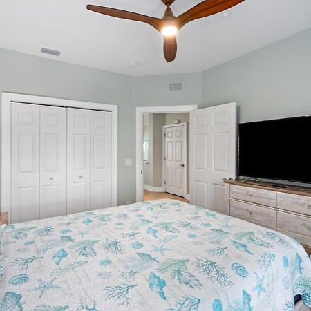 On Flagler Avenue! Dog Friendly With Balcony And Parking Walk To The Beach! Нью-Смірна-Біч Екстер'єр фото