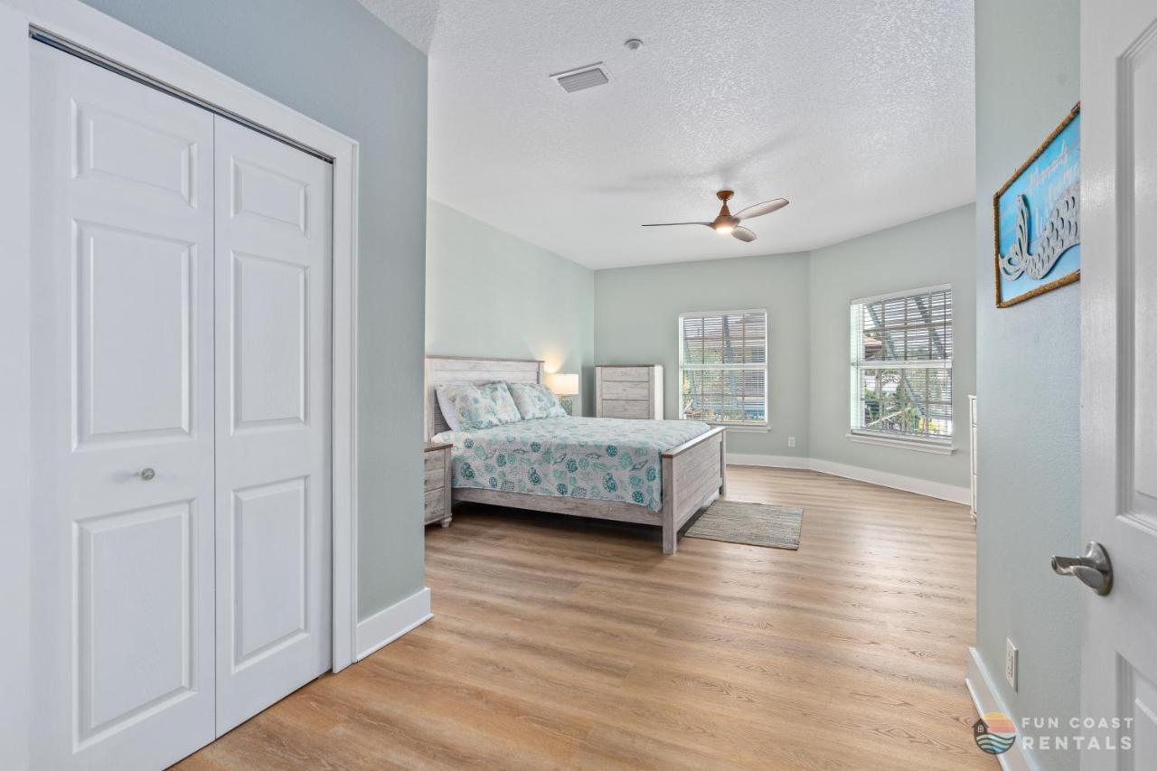 On Flagler Avenue! Dog Friendly With Balcony And Parking Walk To The Beach! Нью-Смірна-Біч Екстер'єр фото